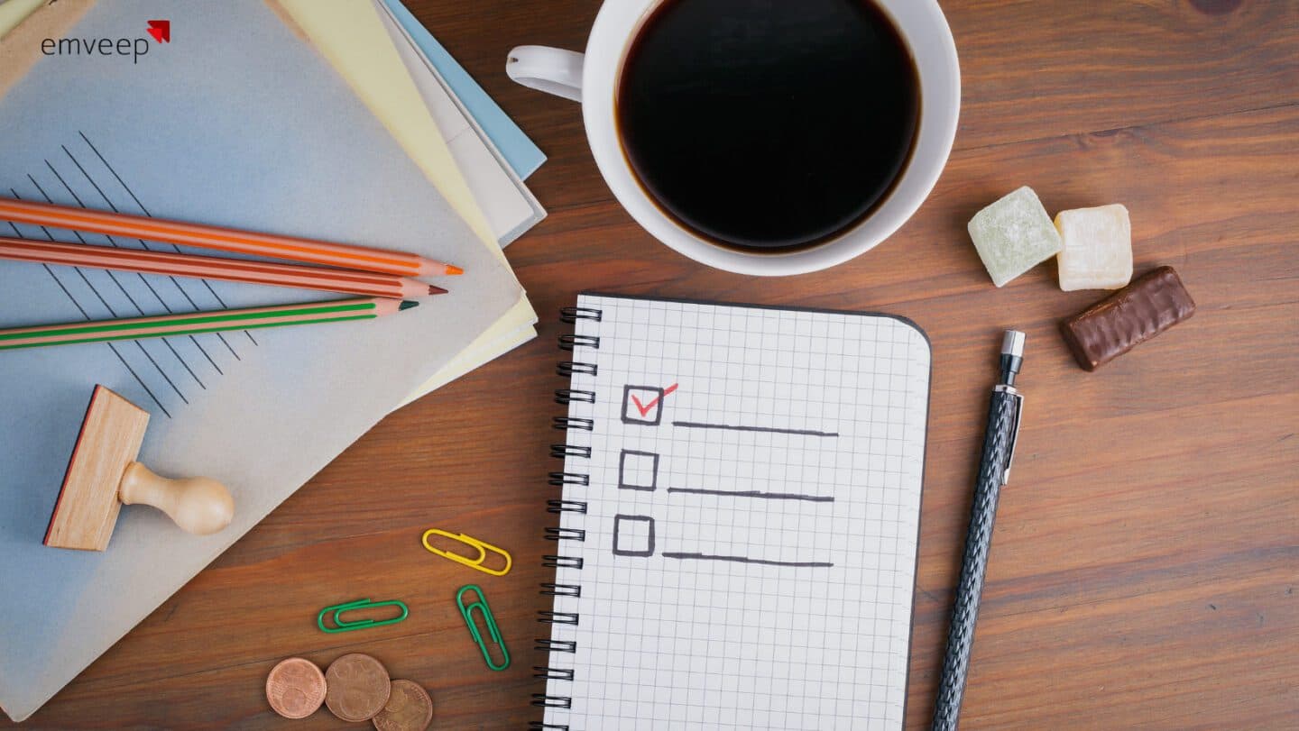 Featured image for 10 Criteria to Choose the Best Software Development Company 2023